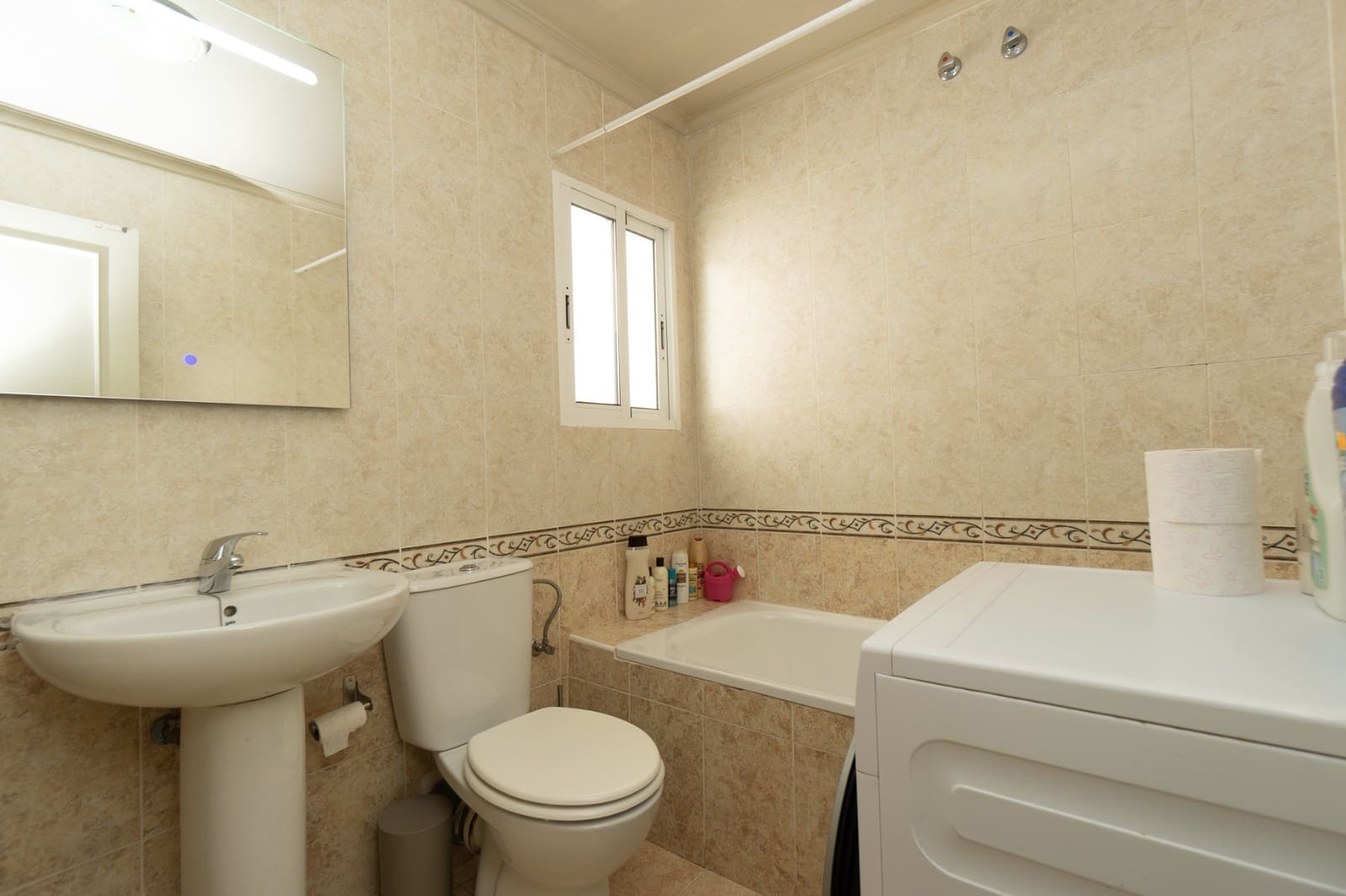 3 slaapkamer Huis te koop in Playa Flamenca met zwembad - € 195.000 (Ref: 9834583)