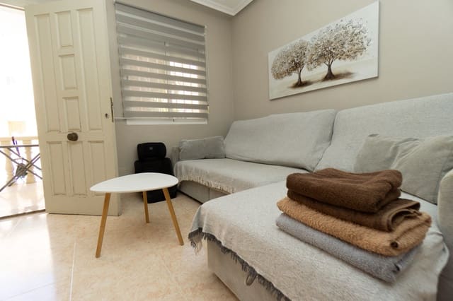 3 slaapkamer Huis te koop in Playa Flamenca, Orihuela met zwembad - € 195.000 (Ref: 9834583)