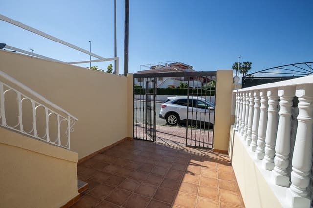 2 makuuhuone Huoneisto myytävänä paikassa Punta Prima, Orihuela mukana uima-altaan - 179 000 € (Ref: 9834686)