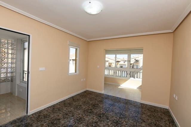 2 makuuhuone Huoneisto myytävänä paikassa Punta Prima, Orihuela mukana uima-altaan - 179 000 € (Ref: 9834686)