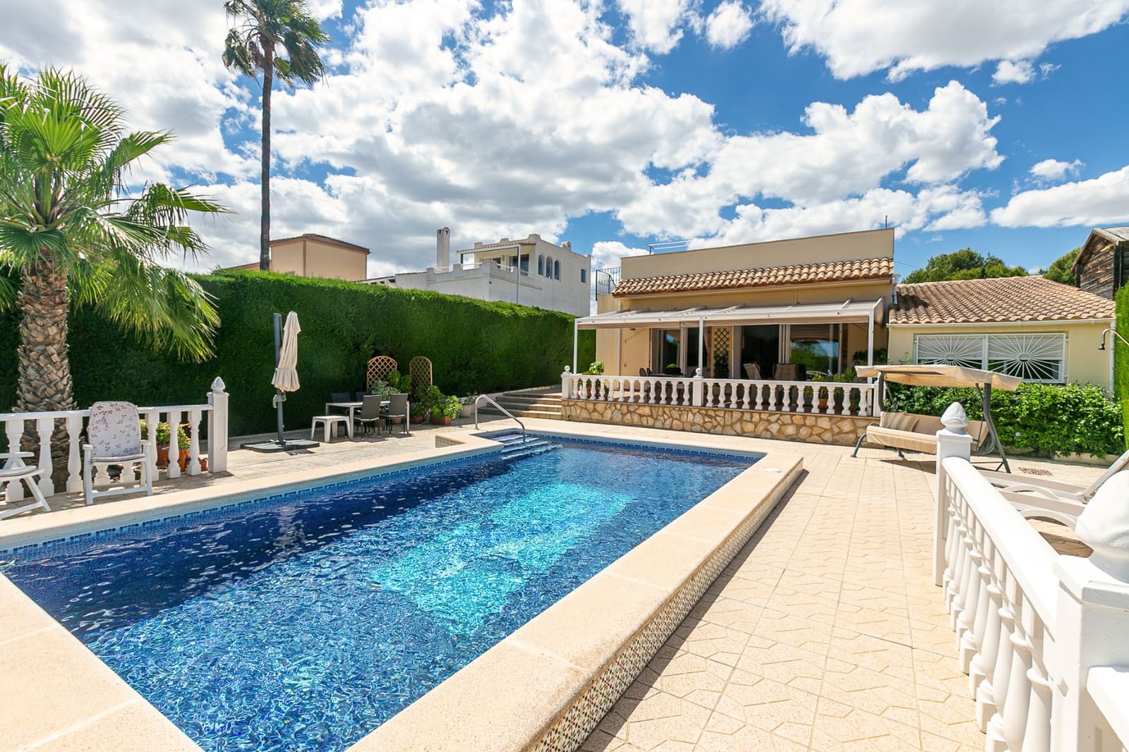 3 soveværelse Semi-Rækkehus til salg i Los Balcones med swimmingpool garage - € 425.000 (Ref: 9841321)