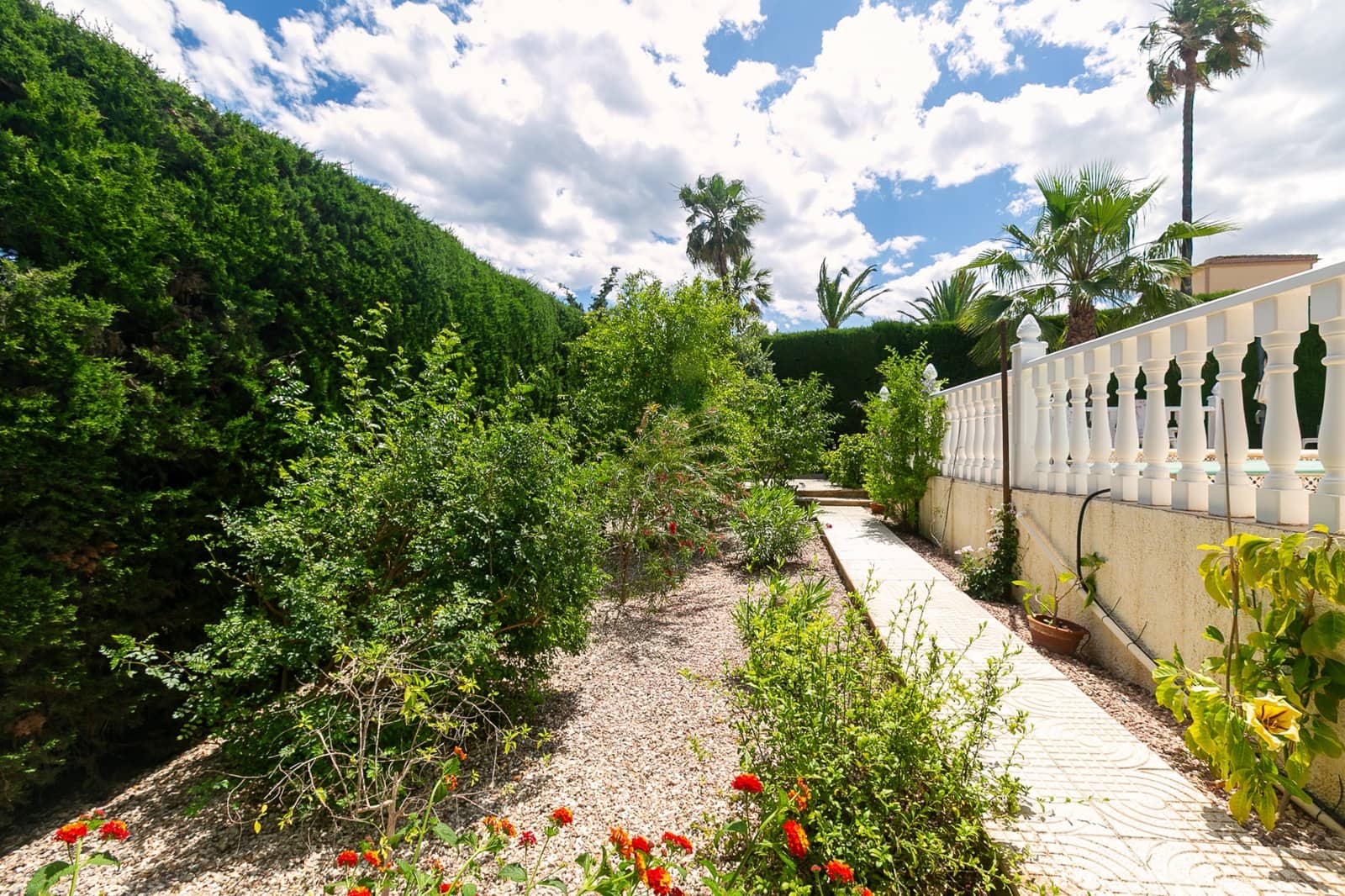 3 soveværelse Semi-Rækkehus til salg i Los Balcones med swimmingpool garage - € 425.000 (Ref: 9841321)