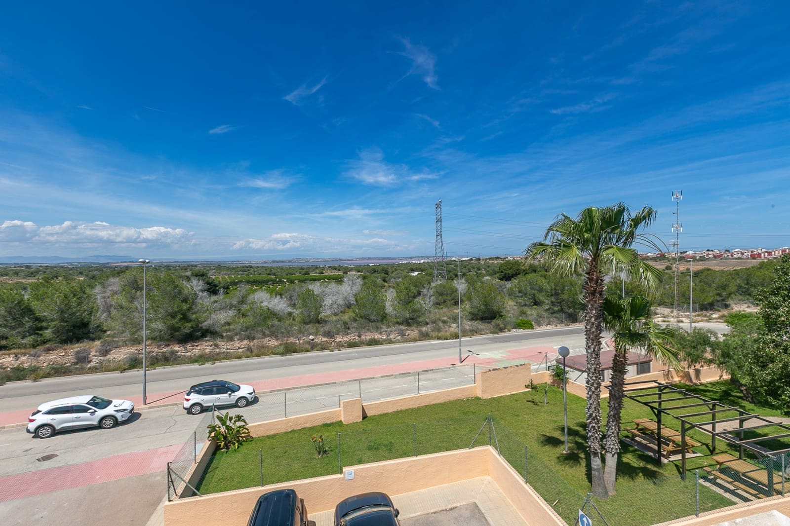 3 bedroom Villa for sale in Villamartin with pool - € 369,000 (Ref: 9848148)