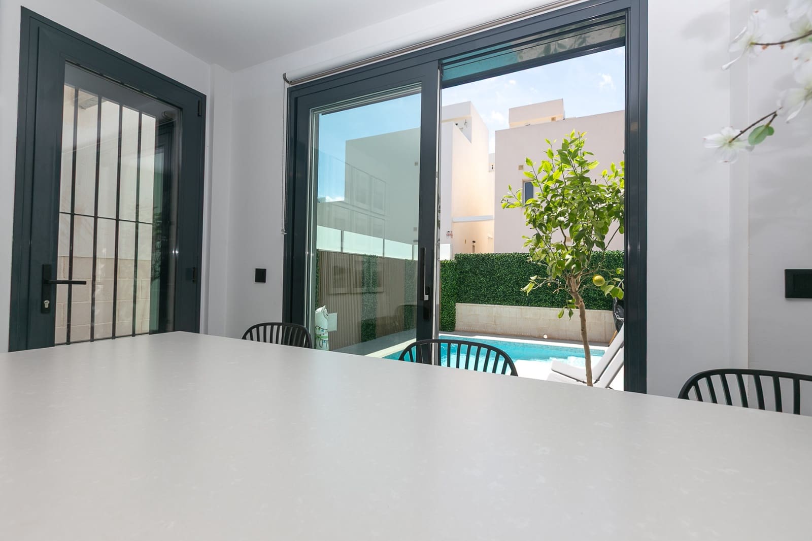 3 bedroom Villa for sale in Villamartin with pool - € 369,000 (Ref: 9848148)