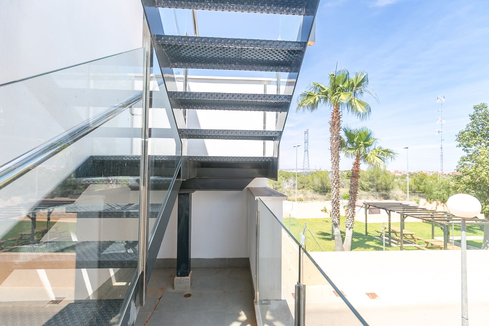 3 bedroom Villa for sale in Villamartin with pool - € 369,000 (Ref: 9848148)