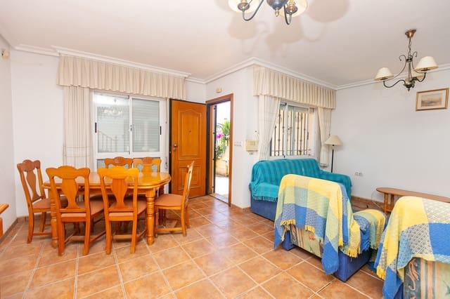 2 makuuhuone Omakotitalo myytävänä paikassa La Zenia, Orihuela mukana uima-altaan - 235 000 € (Ref: 9848149)
