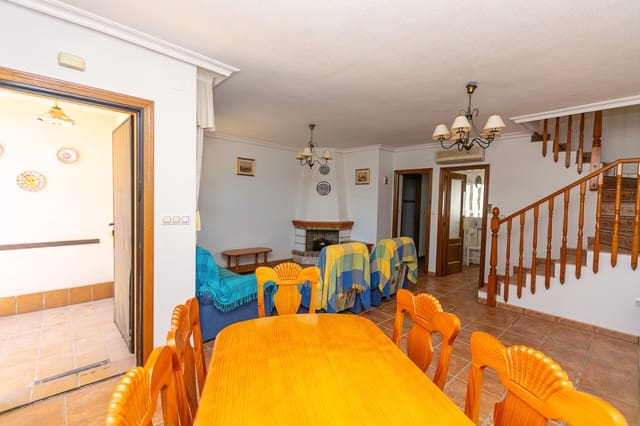 2 makuuhuone Omakotitalo myytävänä paikassa La Zenia, Orihuela mukana uima-altaan - 235 000 € (Ref: 9848149)