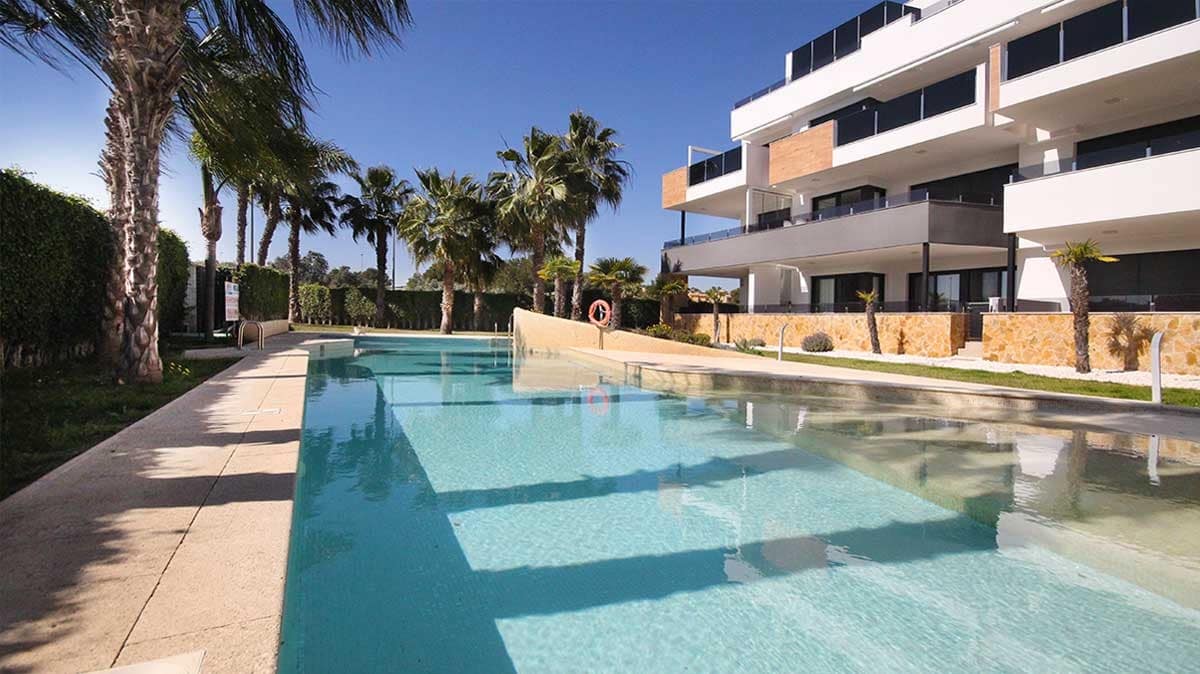 2 soverom Leilighet til salgs i Los Altos med svømmebasseng - € 269 950 (Ref: 9860841)