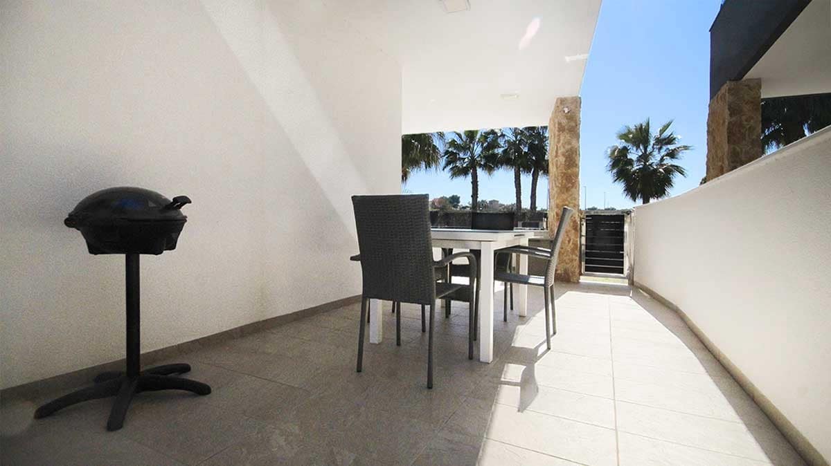 2 soverom Leilighet til salgs i Los Altos med svømmebasseng - € 269 950 (Ref: 9860841)