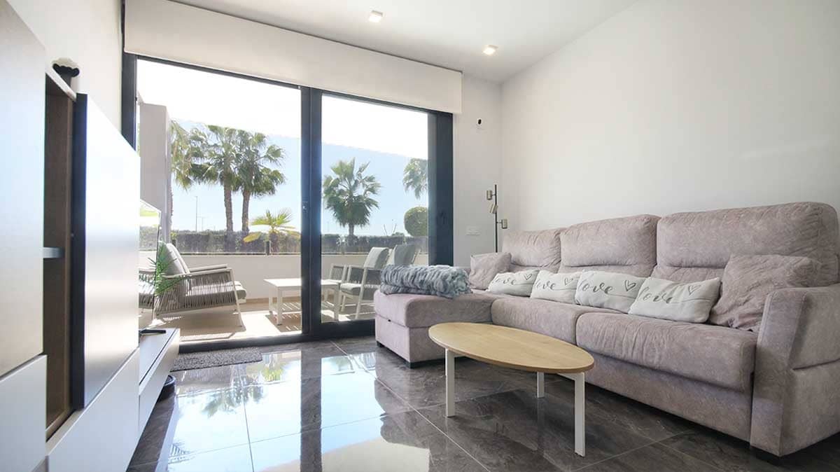 2 soverom Leilighet til salgs i Los Altos med svømmebasseng - € 269 950 (Ref: 9860841)