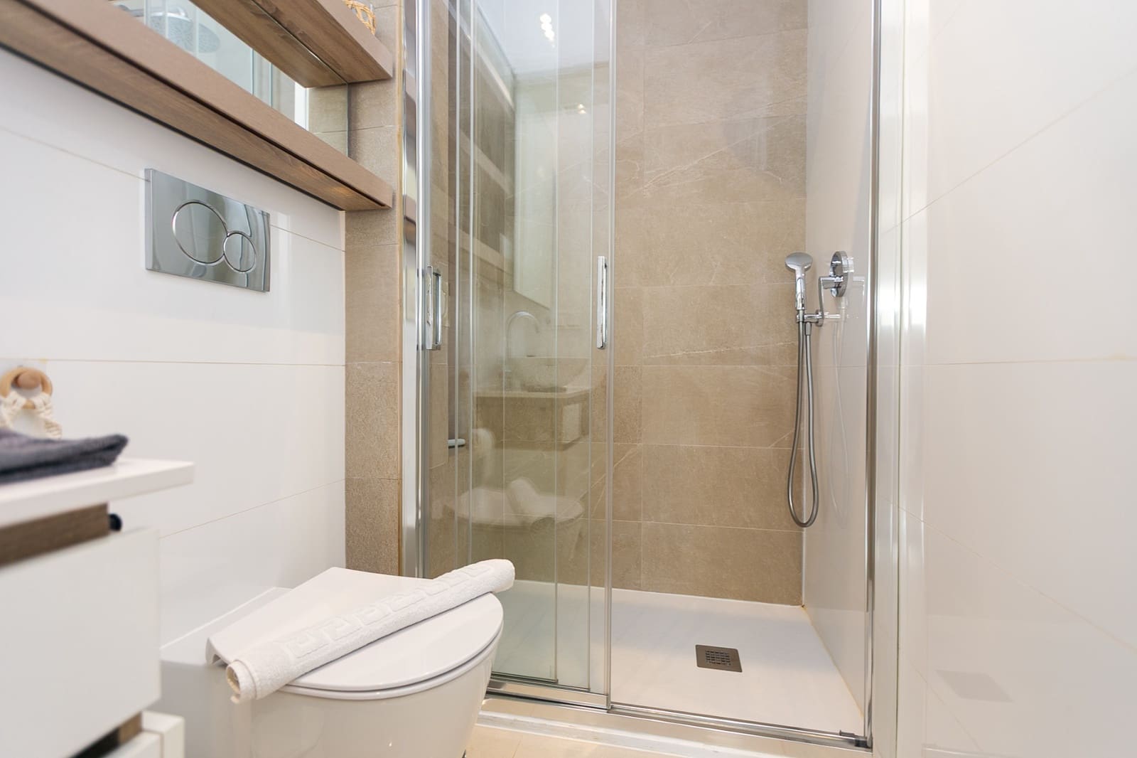 2 bedroom Apartment for sale in Dona Pepa with pool - € 275,000 (Ref: 9861028)