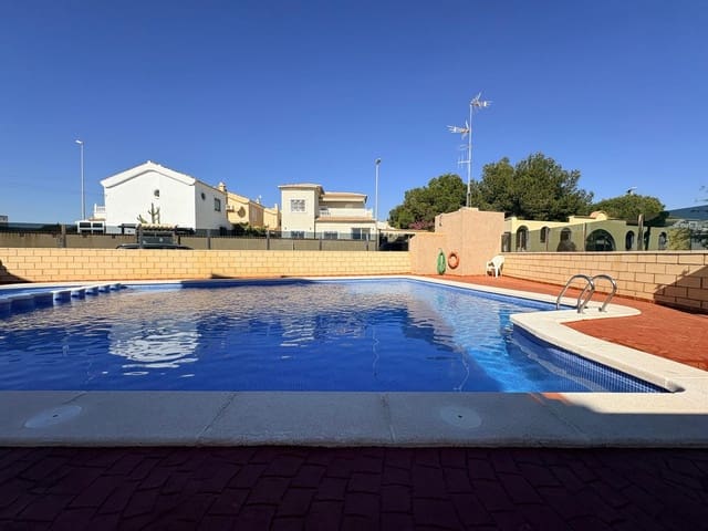 3 chambre Appartement à vendre à Cabo Roig, Orihuela avec piscine - 199 000 € (Ref: 9862368)