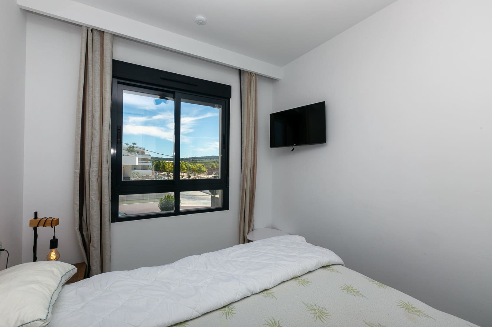 Apartamento de 2 habitaciones en San Miguel de Salinas en venta con piscina - 178.000 € (Ref: 9863571)