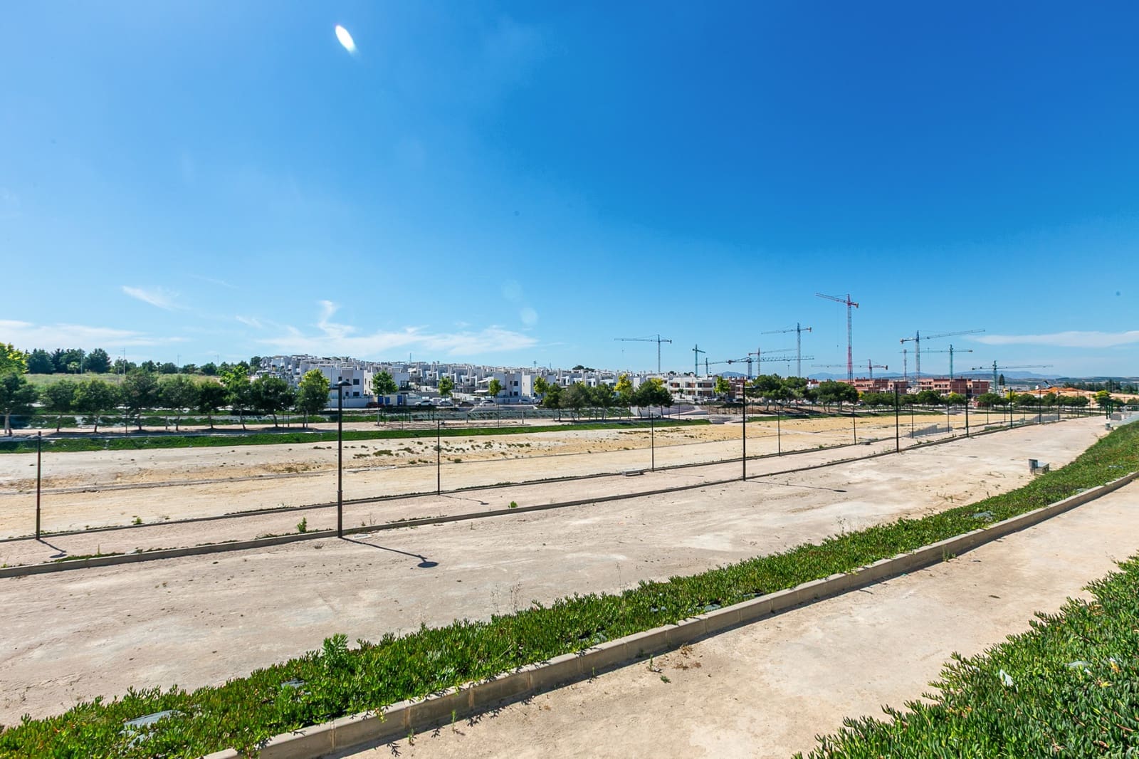 Apartamento de 2 habitaciones en San Miguel de Salinas en venta con piscina - 178.000 € (Ref: 9863571)
