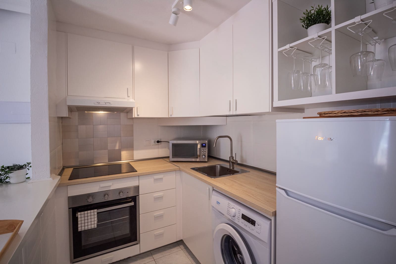 1 soverom Penthouse til salgs i La Mata med svømmebasseng - € 142 000 (Ref: 9865955)