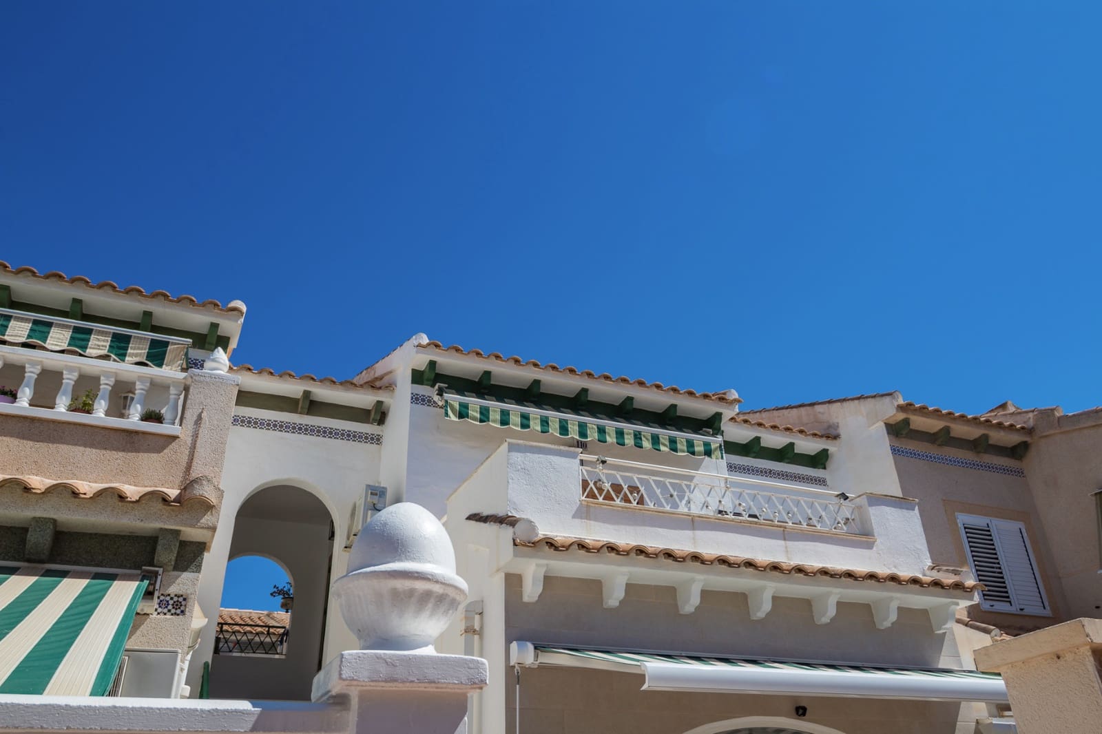 1 soverom Penthouse til salgs i La Mata med svømmebasseng - € 142 000 (Ref: 9865955)
