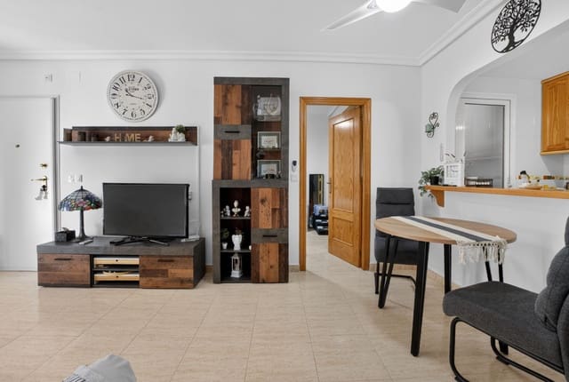 1 Zimmer Apartment zu verkaufen in Playa Flamenca, Orihuela mit Pool - 174.000 € (Ref: 9867367)