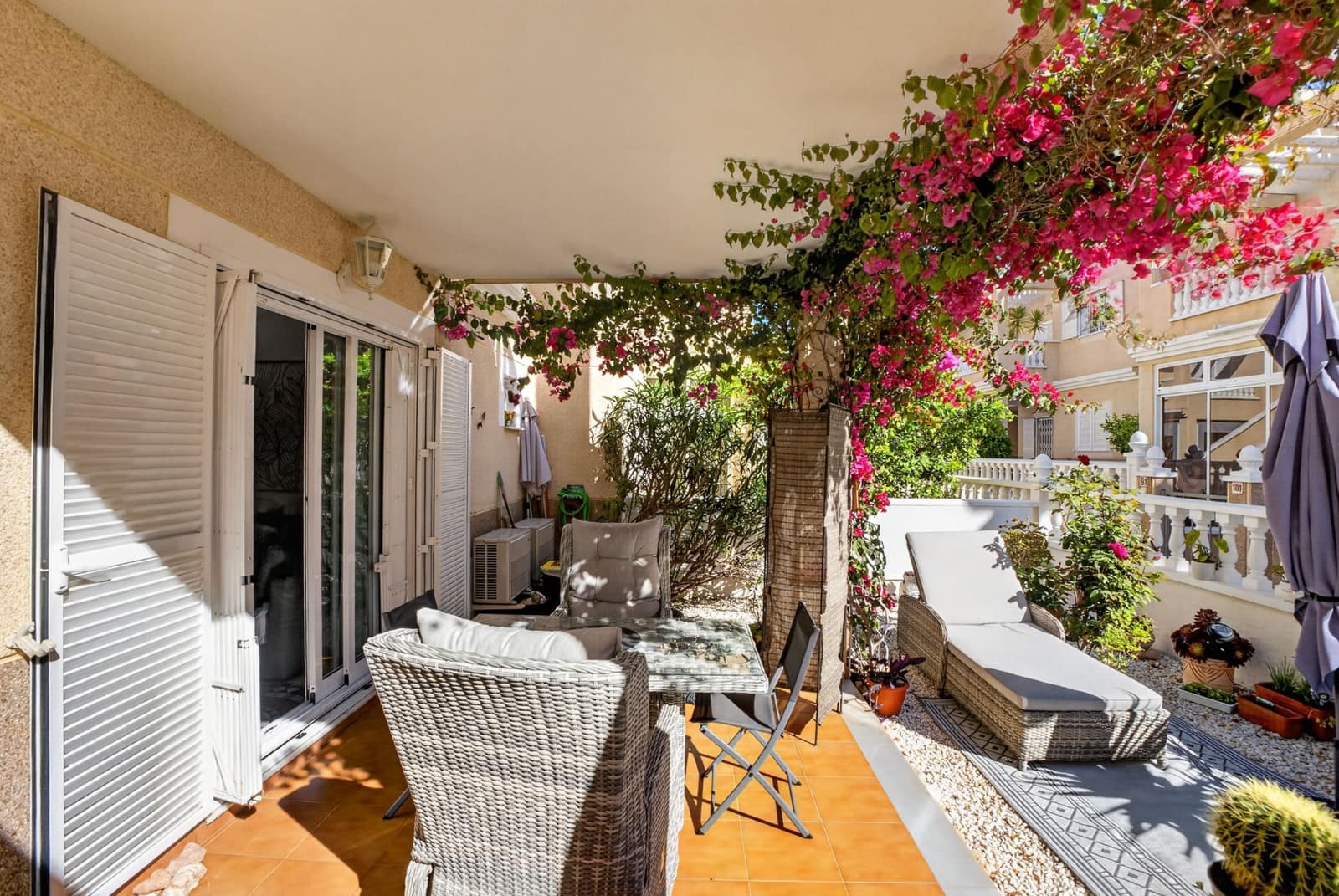 1 sypialnia Apartament na sprzedaż w Playa Flamenca z basenem - 184 000 € (Ref: 9867367)