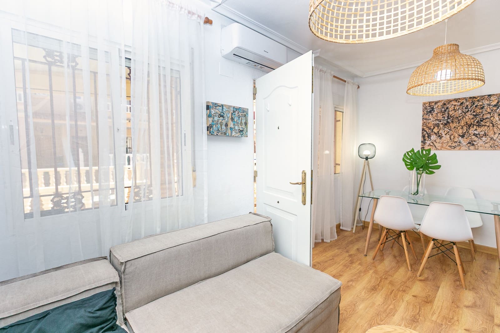 3 sypialnia Dom na sprzedaż w Playa Flamenca z basenem - 285 000 € (Ref: 9867887)