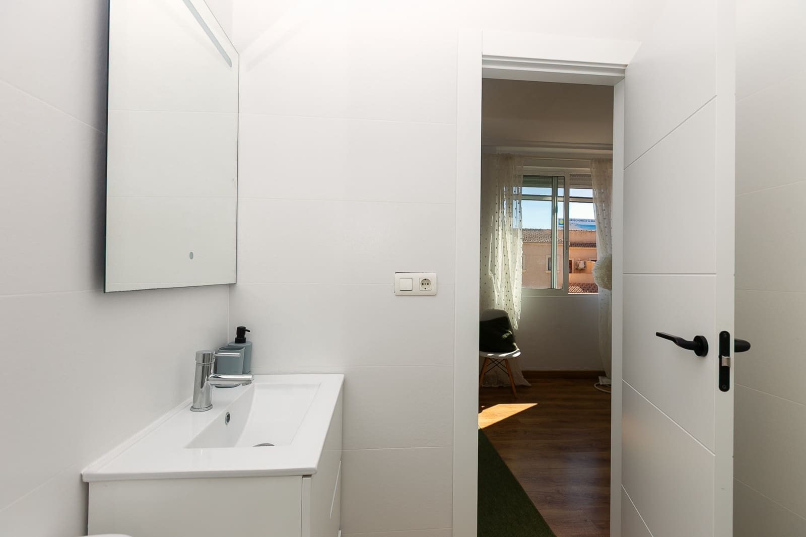 3 sypialnia Dom na sprzedaż w Playa Flamenca z basenem - 285 000 € (Ref: 9867887)