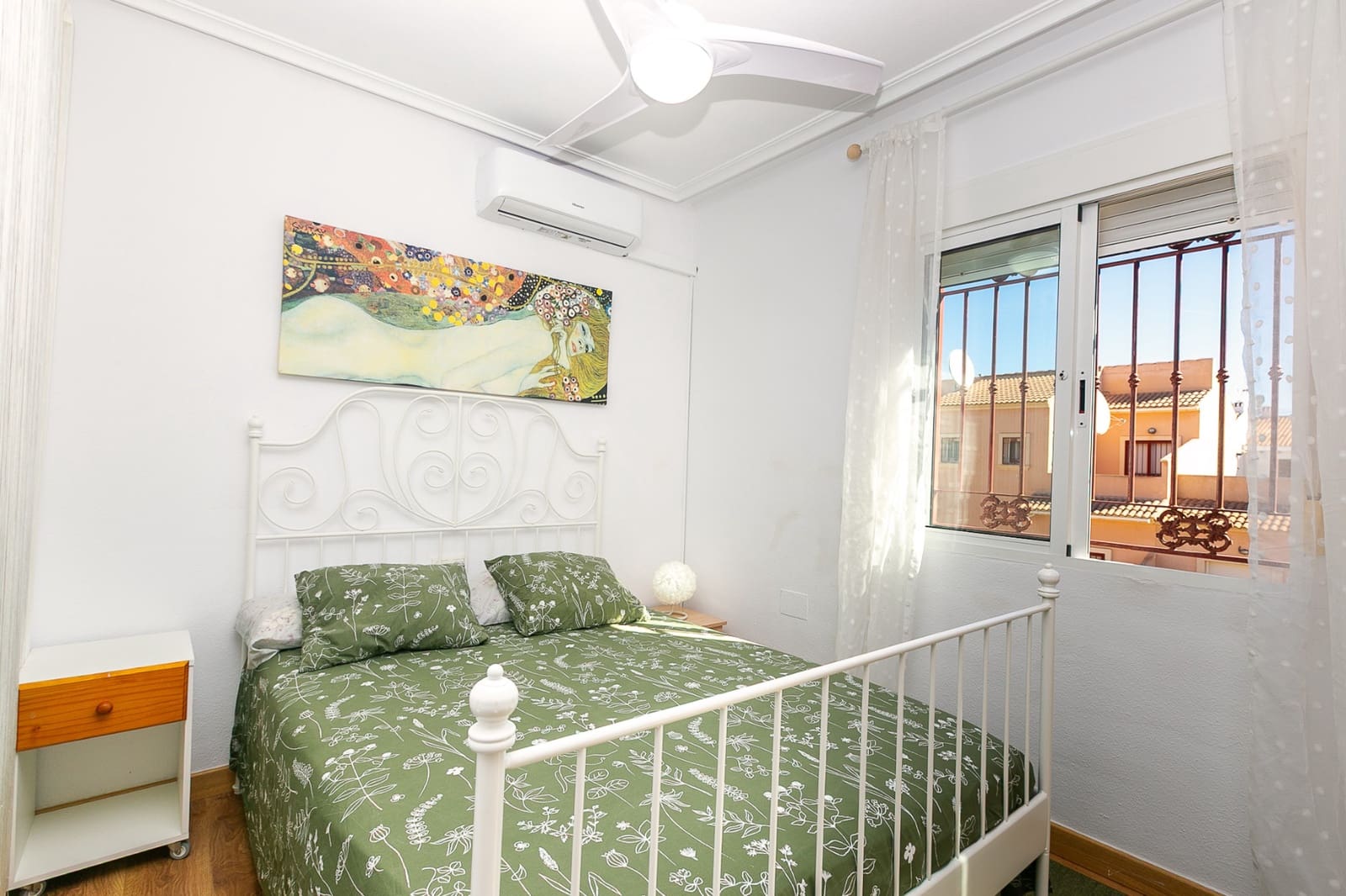 3 sypialnia Dom na sprzedaż w Playa Flamenca z basenem - 285 000 € (Ref: 9867887)
