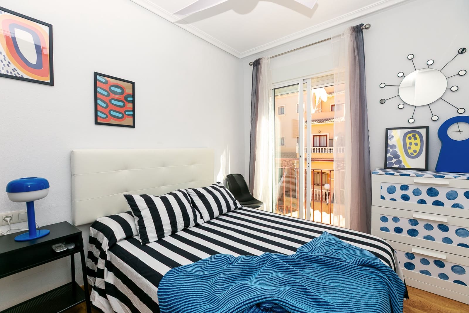 3 sypialnia Dom na sprzedaż w Playa Flamenca z basenem - 285 000 € (Ref: 9867887)