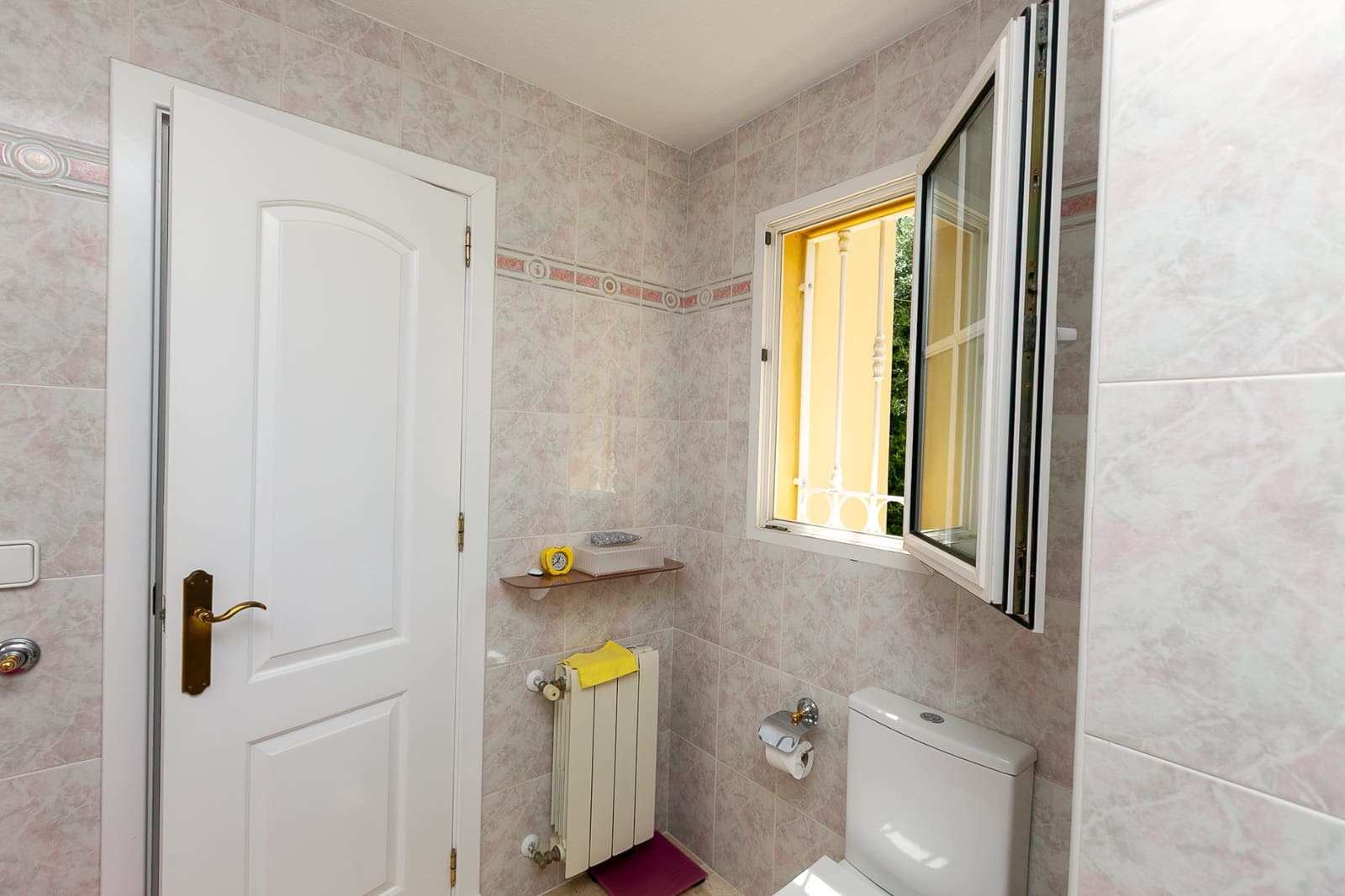 3 sypialnia Willa na sprzedaż w Villamartin z basenem garażem - 530 000 € (Ref: 9872552)