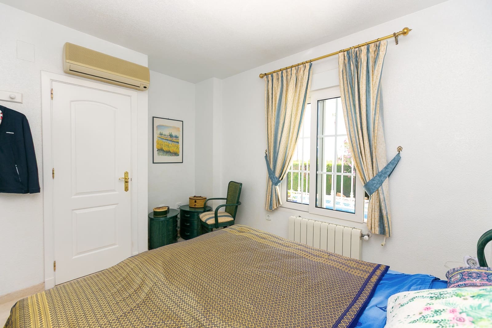 3 sypialnia Willa na sprzedaż w Villamartin z basenem garażem - 530 000 € (Ref: 9872552)