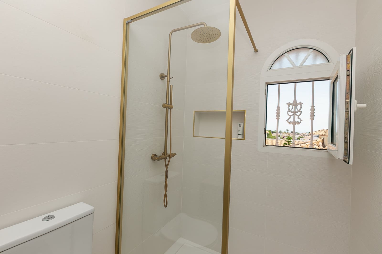 3 sypialnia Dom blizniak na sprzedaż w Los Dolses z basenem - 549 995 € (Ref: 9873876)
