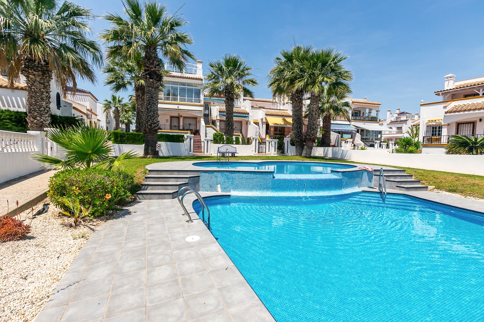 3 sypialnia Dom blizniak na sprzedaż w Los Dolses z basenem - 549 995 € (Ref: 9873876)