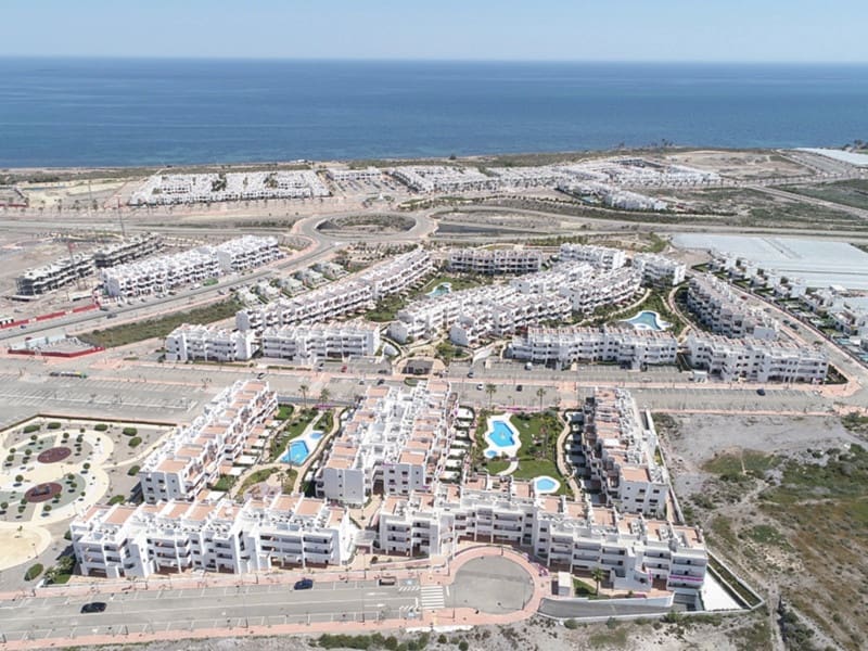 Pareado de 3 habitaciones en Pulpí en venta con piscina - 447.000 € (Ref: 9874028)