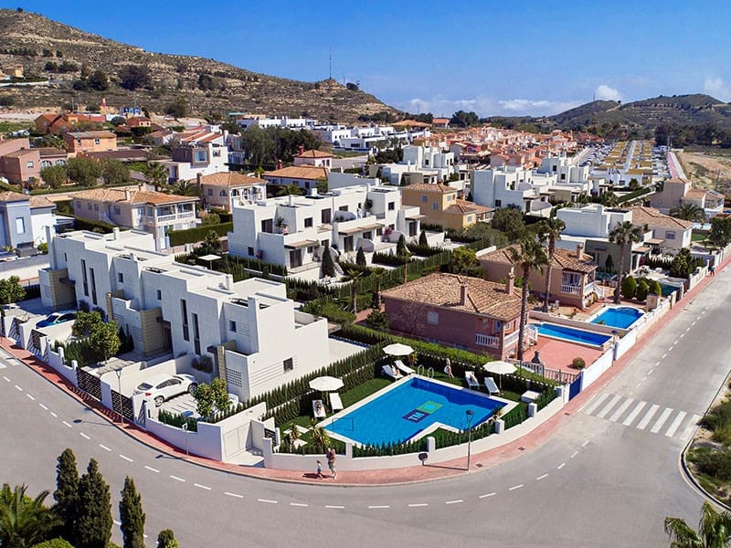 3 bedroom Townhouse for sale in Busot with pool - € 355,000 (Ref: 9874029)