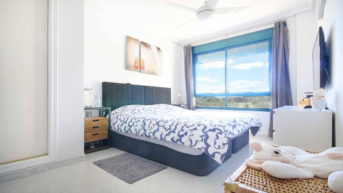 2 sovrum Lägenhet till salu i Campoamor med pool - 299 900 € (Ref: 9877146)