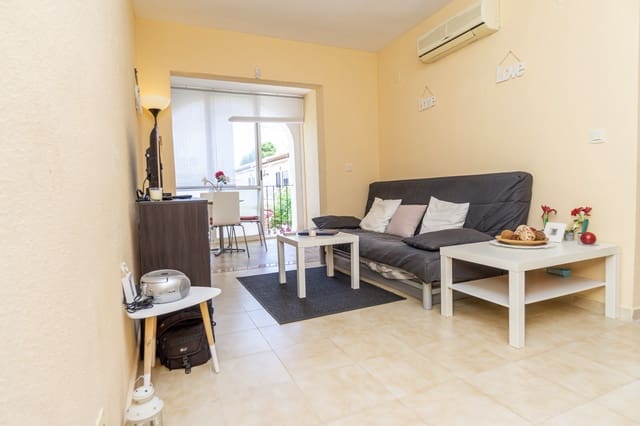 1 quarto Apartamento para venda em Los Balcones com piscina - 99 950 € (Ref: 9877261)