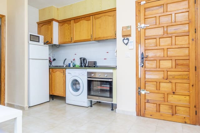 1 quarto Apartamento para venda em Los Balcones com piscina - 99 950 € (Ref: 9877261)