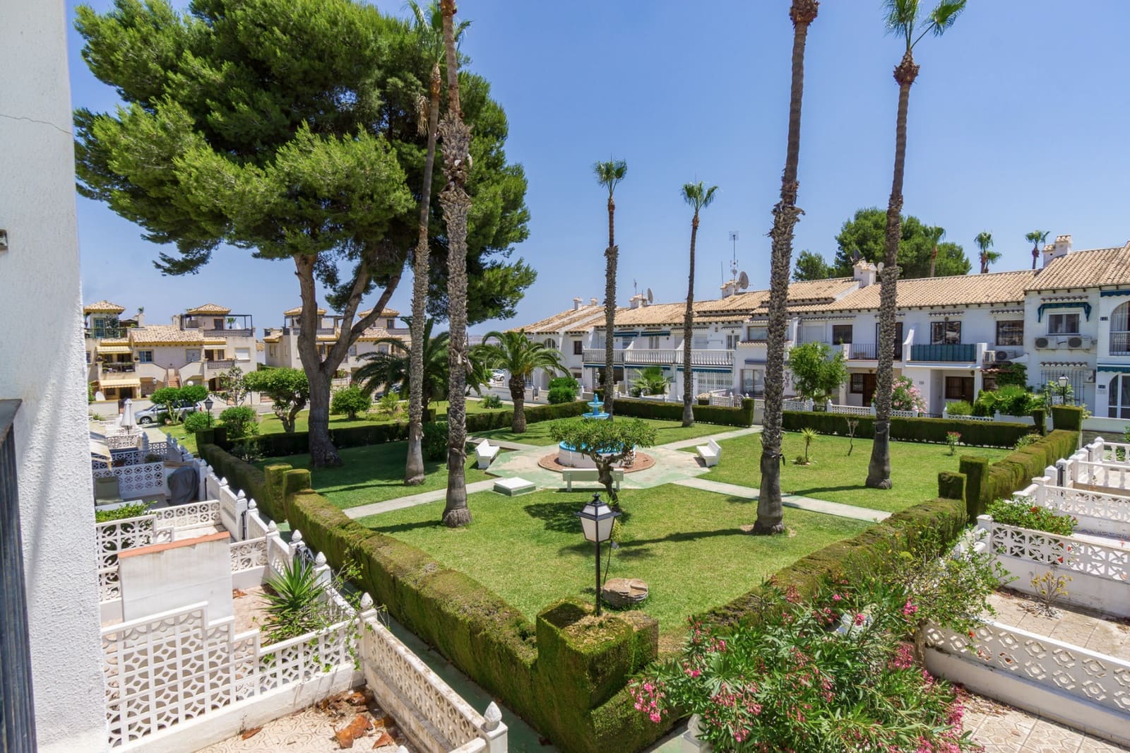 1 quarto Apartamento para venda em Los Balcones com piscina - 99 950 € (Ref: 9877261)