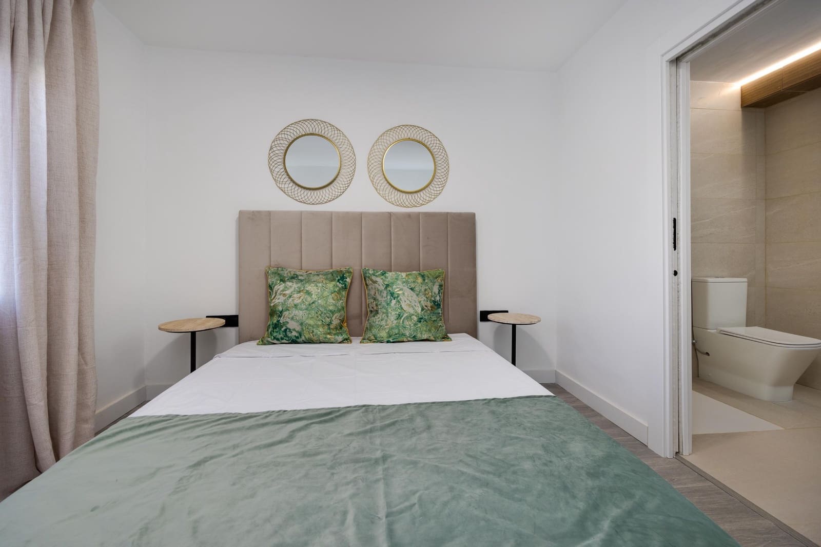 4 slaapkamer Bungalow te koop in San Luis met zwembad - € 400.000 (Ref: 9897111)