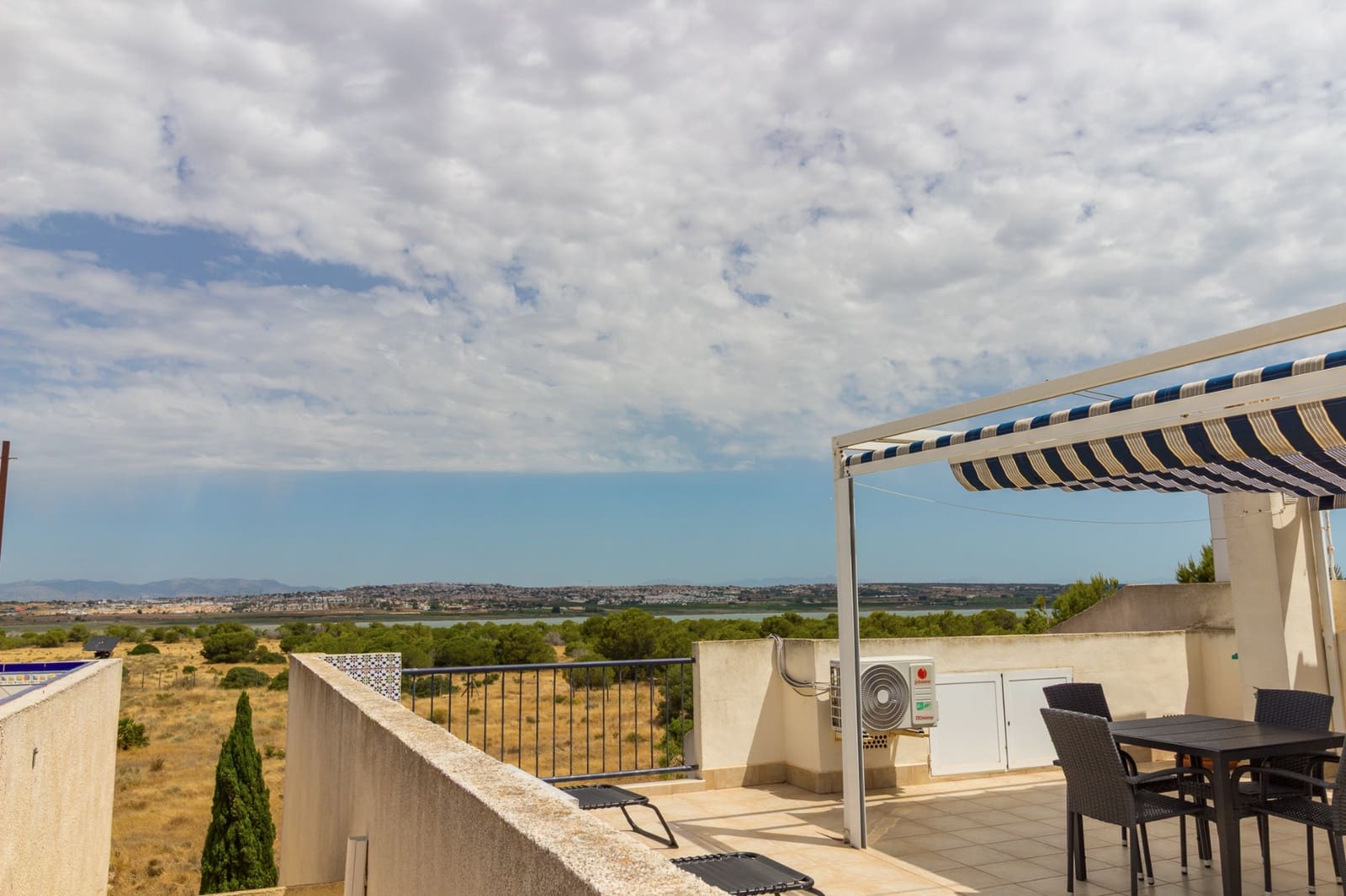 2 bedroom Penthouse for sale in San Luis with pool - € 129,000 (Ref: 9909072)