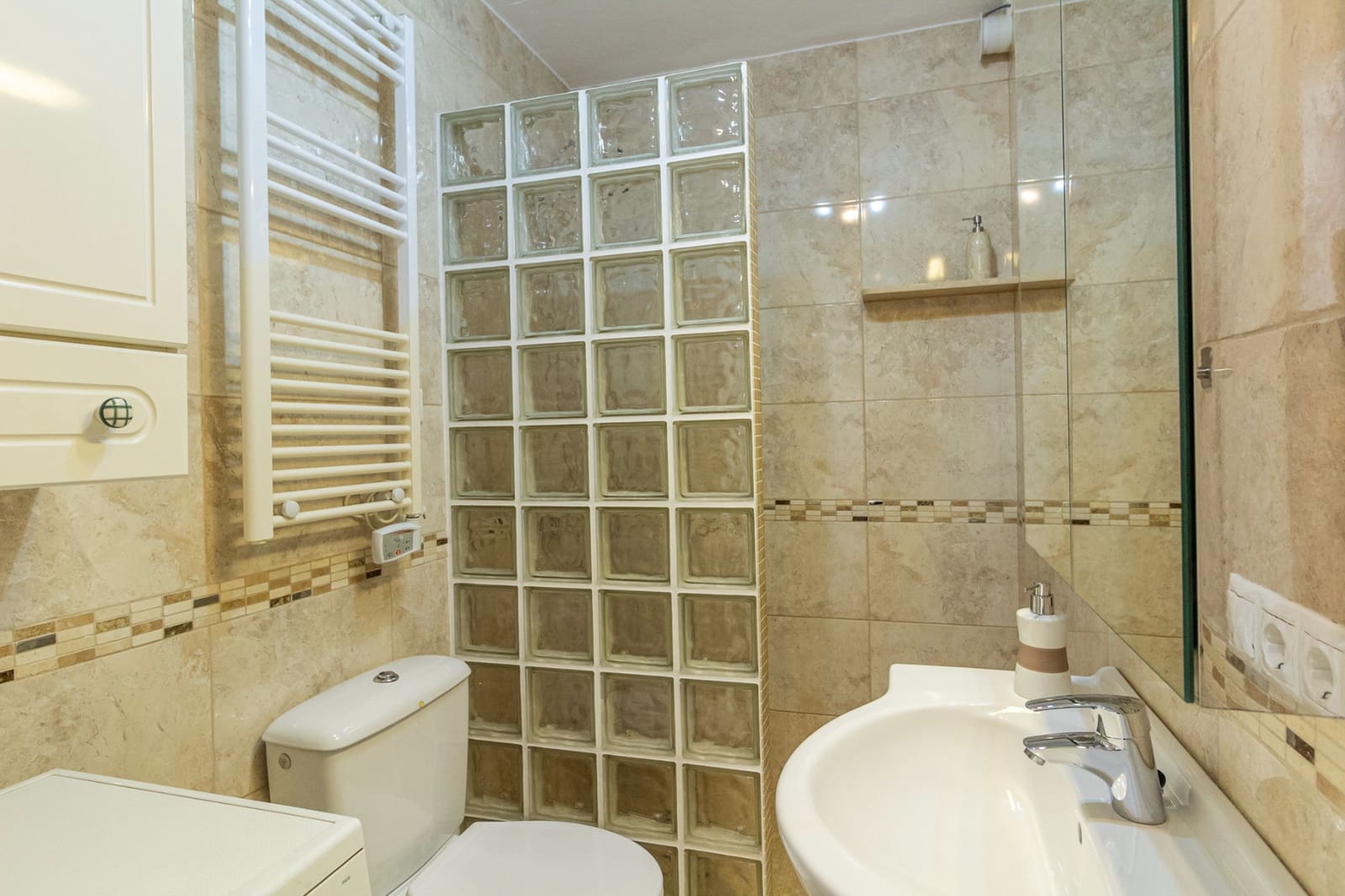 2 bedroom Penthouse for sale in San Luis with pool - € 129,000 (Ref: 9909072)