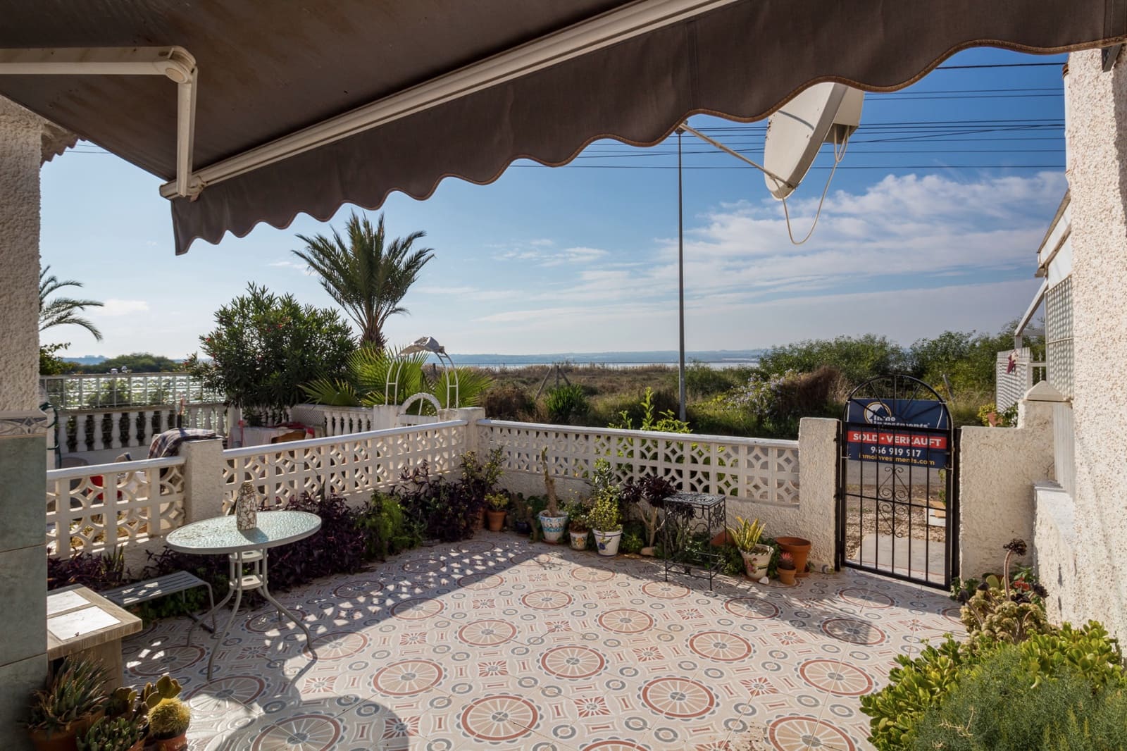 2 slaapkamer Bungalow te koop in Torrevieja - € 159.000 (Ref: 9911288)