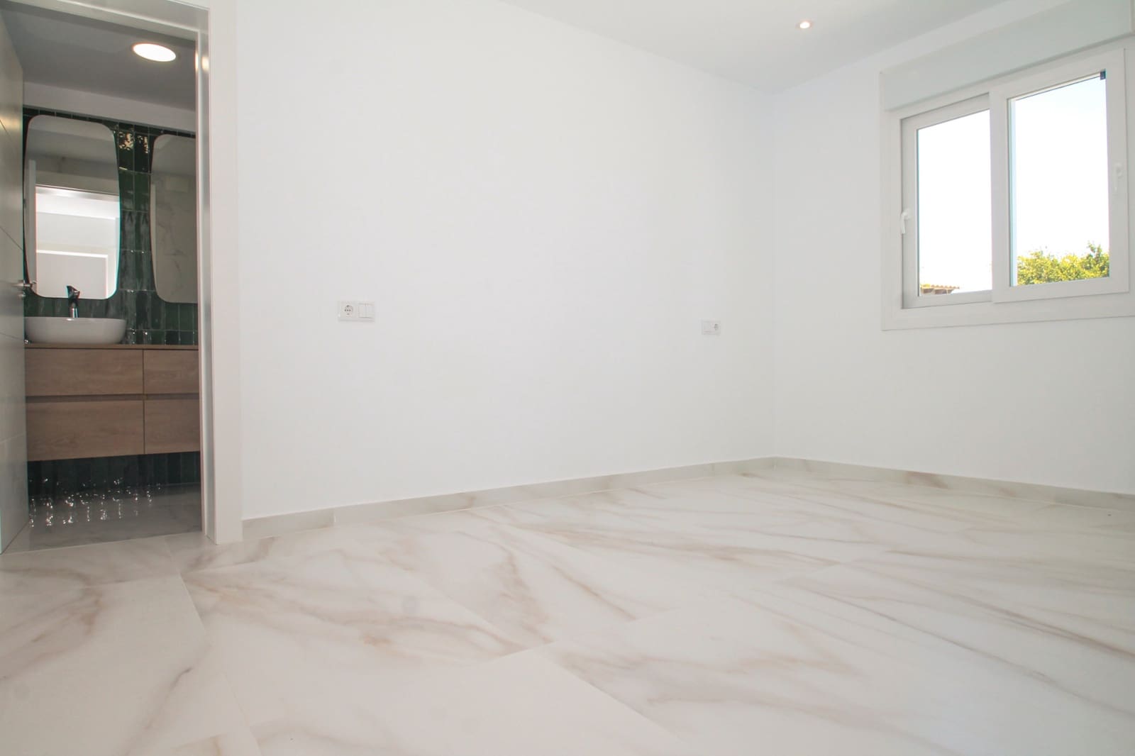 3 bedroom Villa for sale in Los Balcones with pool garage - € 665,000 (Ref: 9911562)