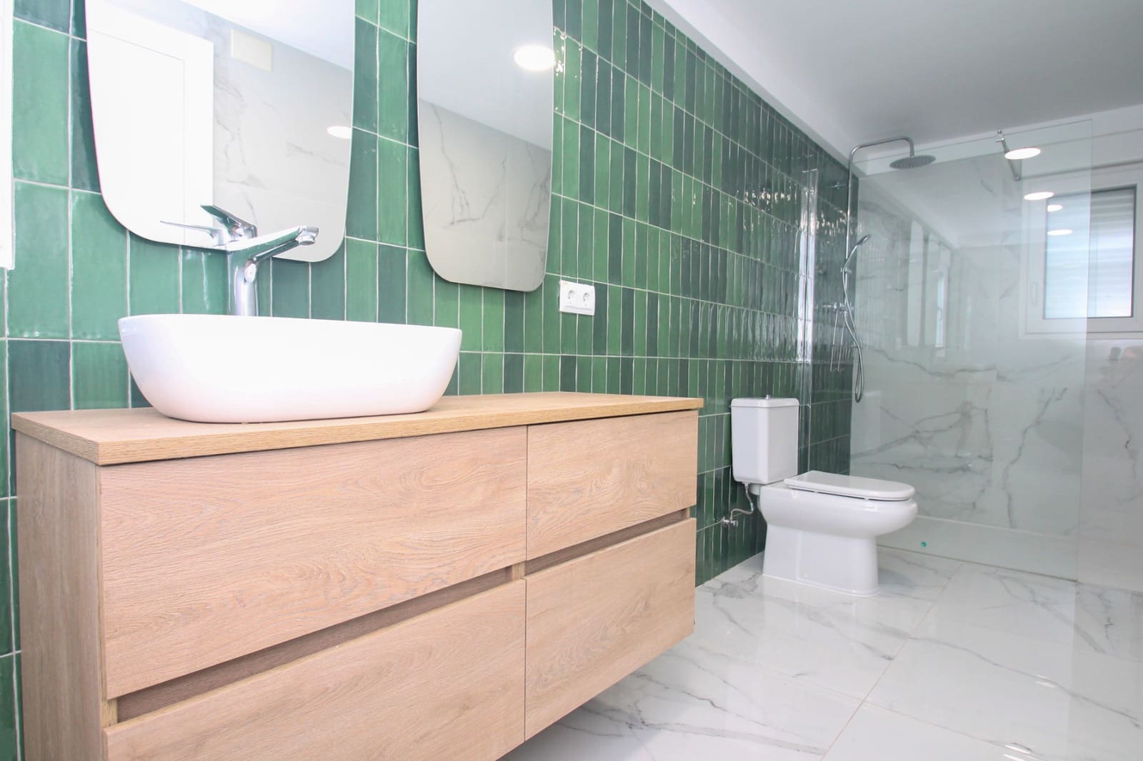 3 bedroom Villa for sale in Los Balcones with pool garage - € 665,000 (Ref: 9911562)