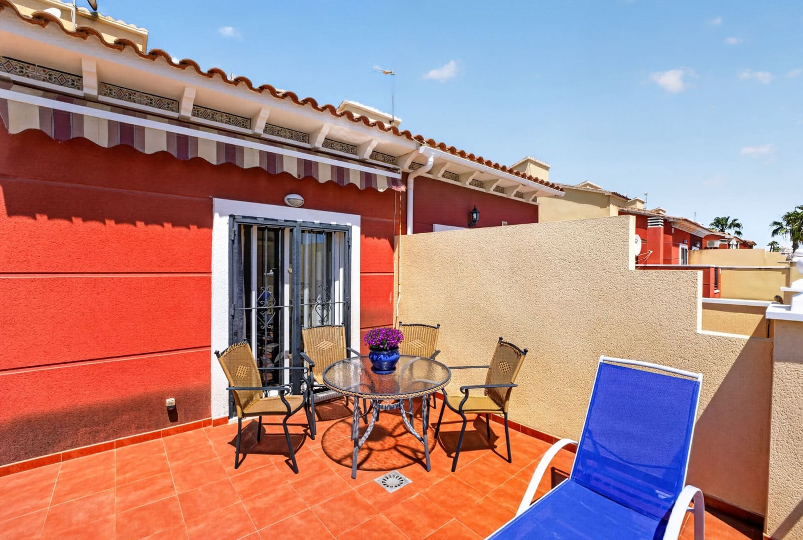 4 sovrum Radhus till salu i Aguas Nuevas med pool - 329 000 € (Ref: 9911760)