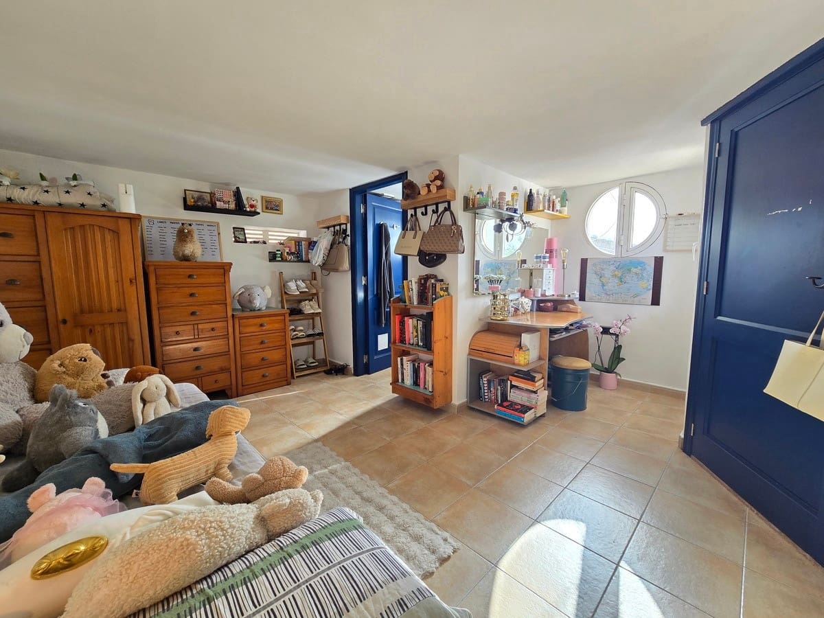 4 quarto Casa em Banda para venda em Pilar de la Horadada com piscina garagem - 450 000 € (Ref: 9921016)
