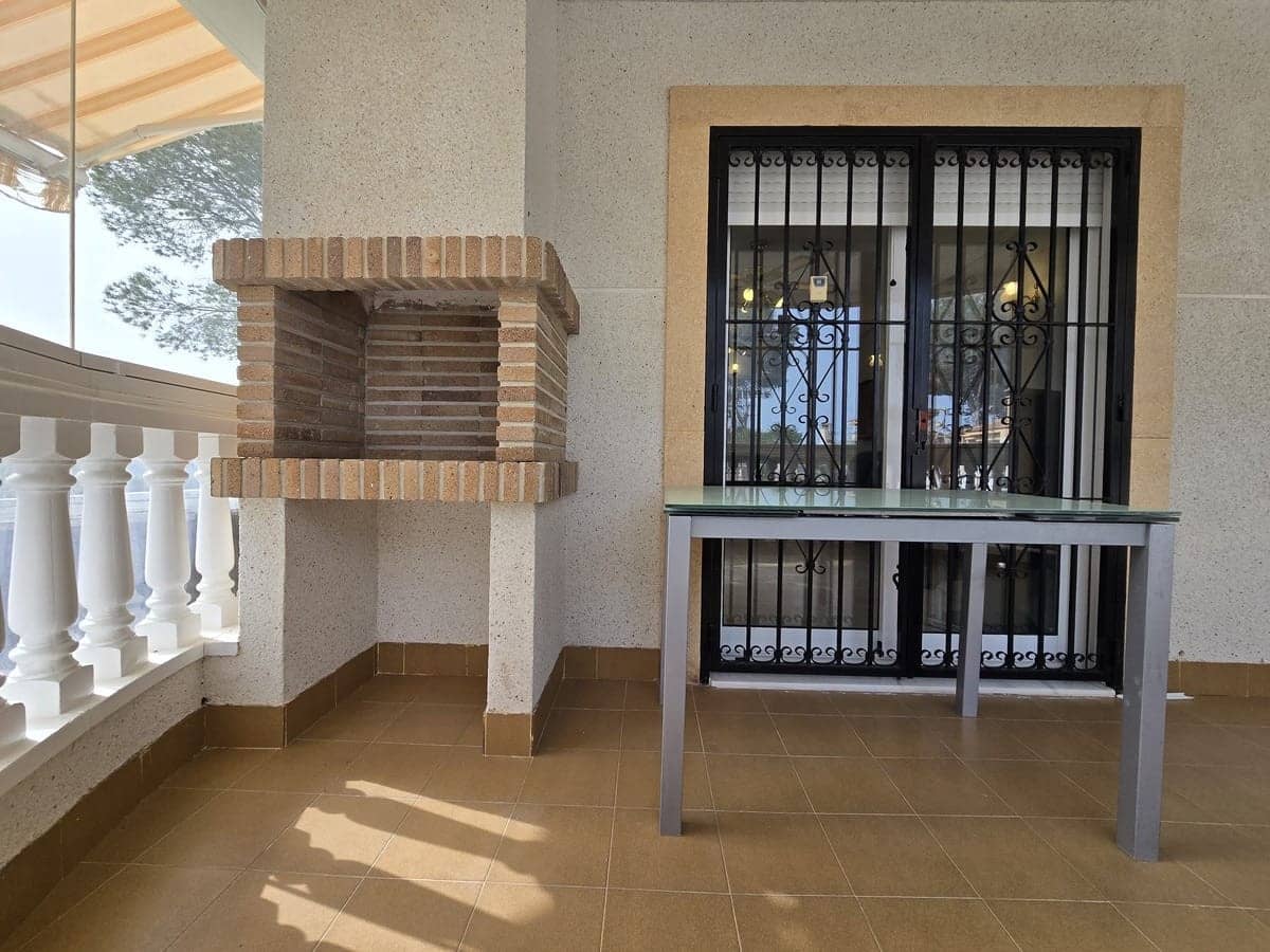 3 soveværelse Villa til salg i Pinar de Campoverde med swimmingpool garage - € 640.000 (Ref: 9928185)