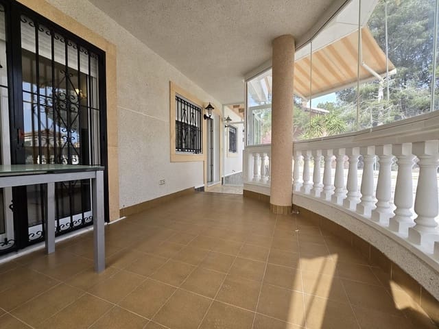 3 soveværelse Villa til salg i Pinar de Campoverde, Pilar de la Horadada med swimmingpool garage - € 640.000 (Ref: 9928185)