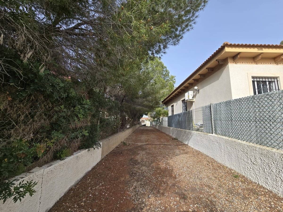 3 soveværelse Villa til salg i Pinar de Campoverde med swimmingpool garage - € 640.000 (Ref: 9928185)