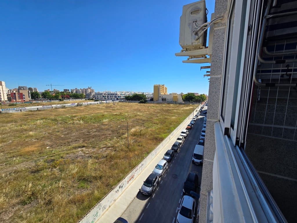 1 soverom Leilighet til salgs i Torrevieja med svømmebasseng - € 116 000 (Ref: 9935038)