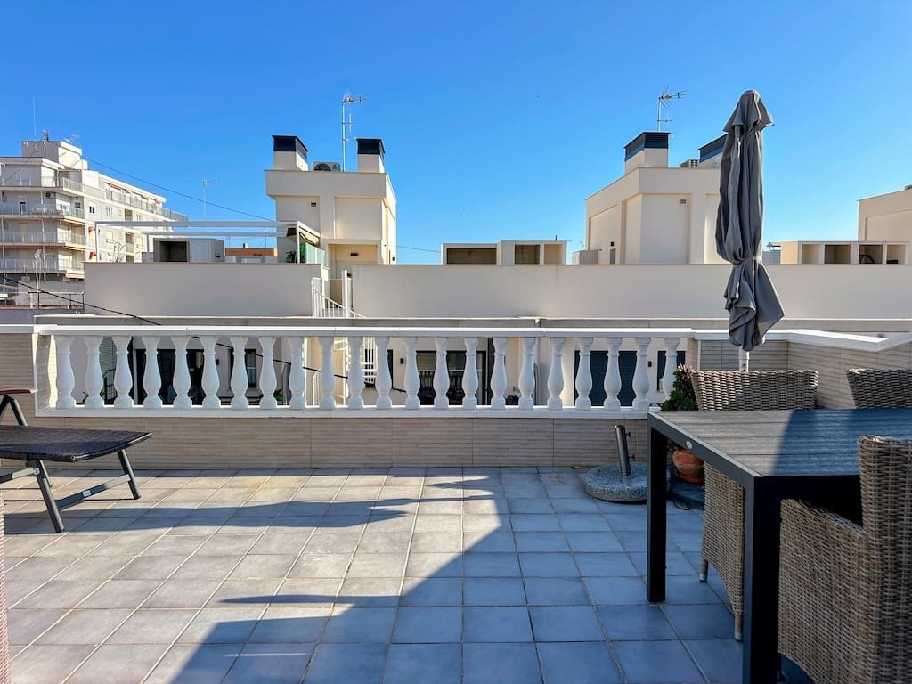 4 camera da letto Appartamento in vendita in Torrevieja con piscina - 229.000 € (Rif: 9935039)