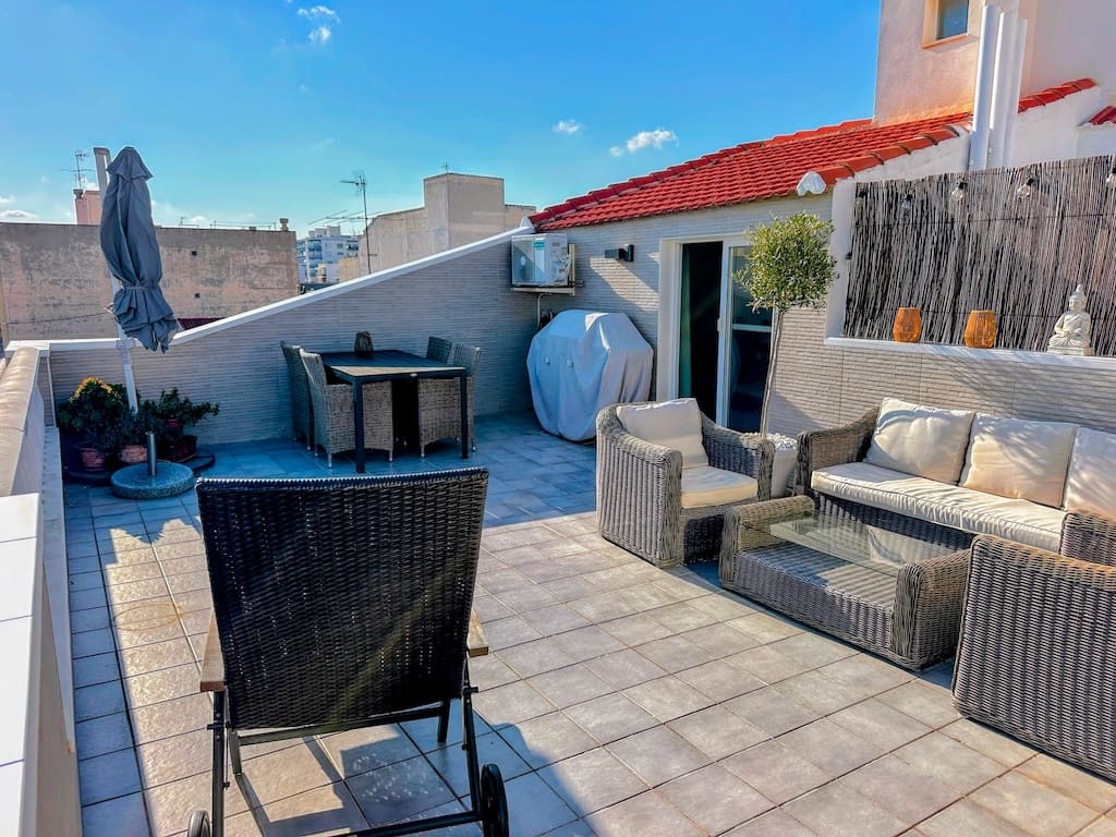 4 camera da letto Appartamento in vendita in Torrevieja con piscina - 229.000 € (Rif: 9935039)